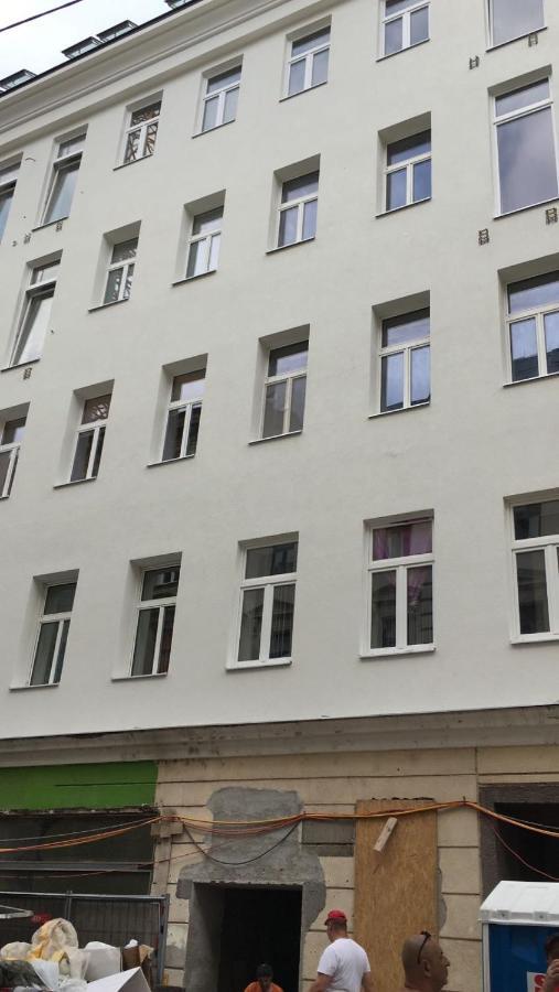 Altbautraum Springergasse - Toplocation فيينا المظهر الخارجي الصورة